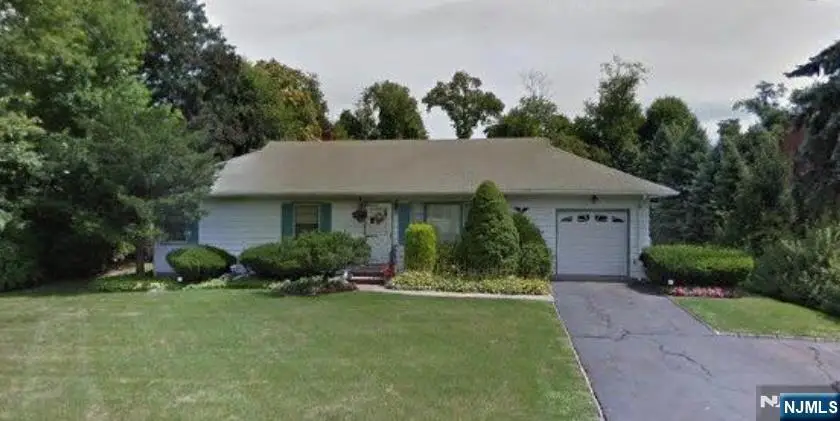 70 Hardwick Lane, Wayne, NJ 07470 - #1