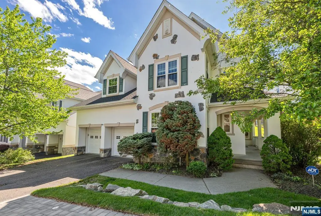 17 Crooked Hill, Oakland, NJ 07436 - #1