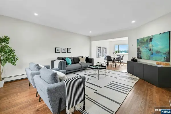 41A Edgewater Place, Edgewater, NJ 07020