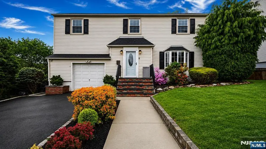 29 Fischer Avenue, Nutley, NJ 07110 - #3