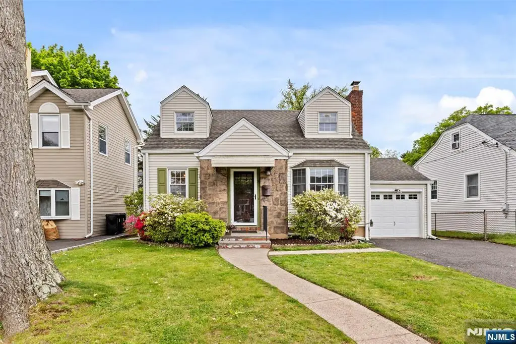 8 Huntting Drive, Dumont, NJ 07628 - #1