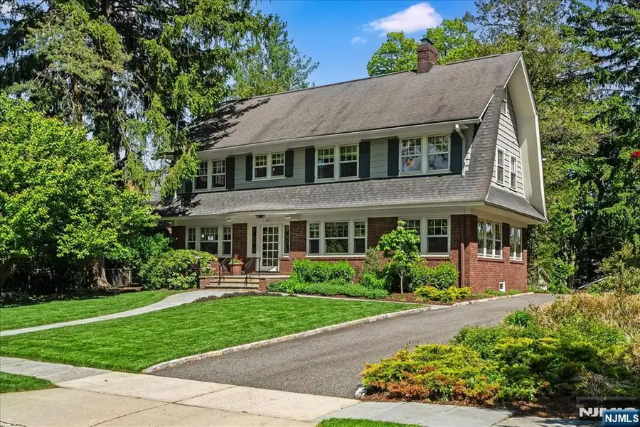 221 Christopher Street, Montclair, NJ 07042 - #2