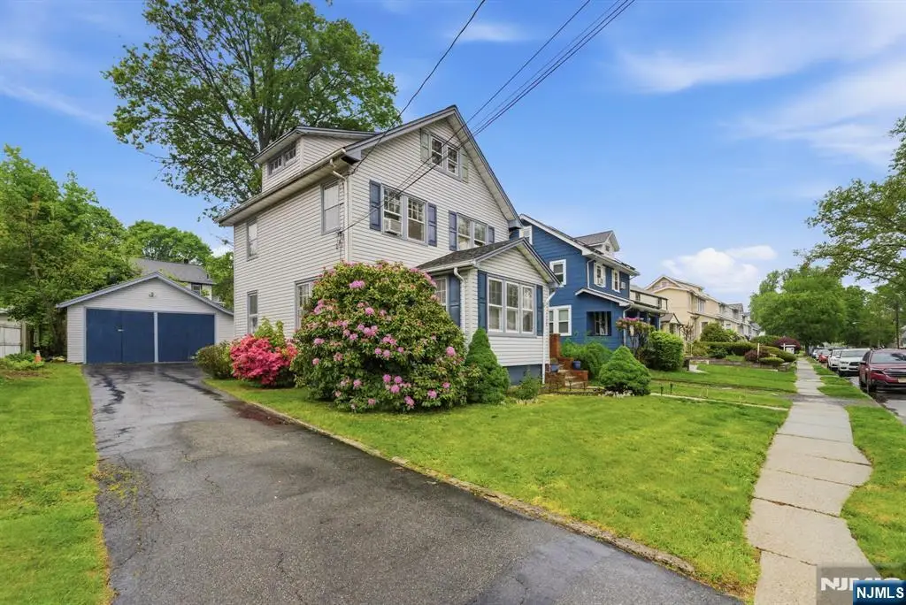 1142 Stasia Street, Teaneck, NJ 07666 - #1