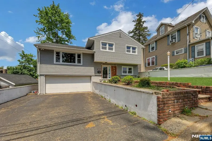 157 Highland Avenue, Bergenfield, NJ 07621 - #2