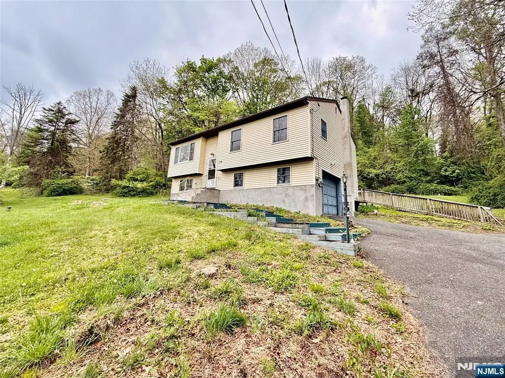 154 Cork Hill, Franklin, NJ 07416 - #1