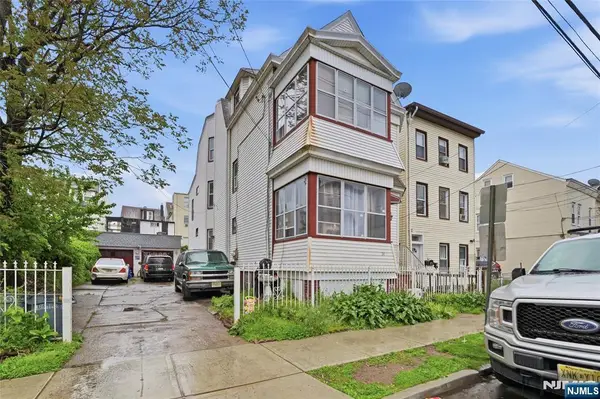 24 Elizabeth Street, Paterson, NJ 07503