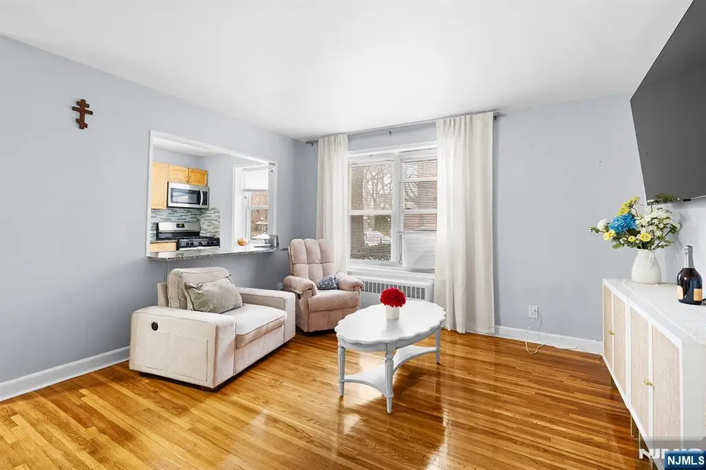 2350 Linwood Avenue 1E, Fort Lee, NJ 07024 - #1