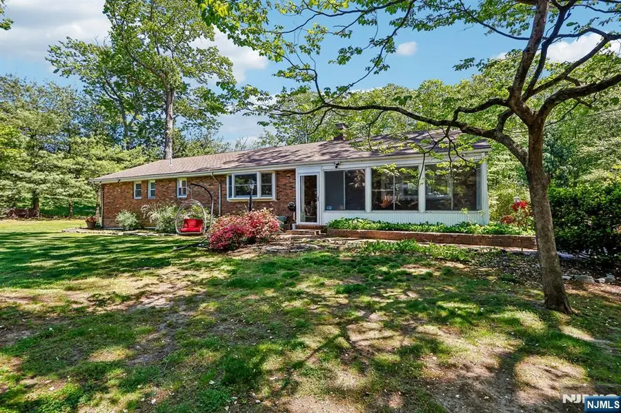 881 Bordentown Avenue, South Amboy, NJ 08879 - #3
