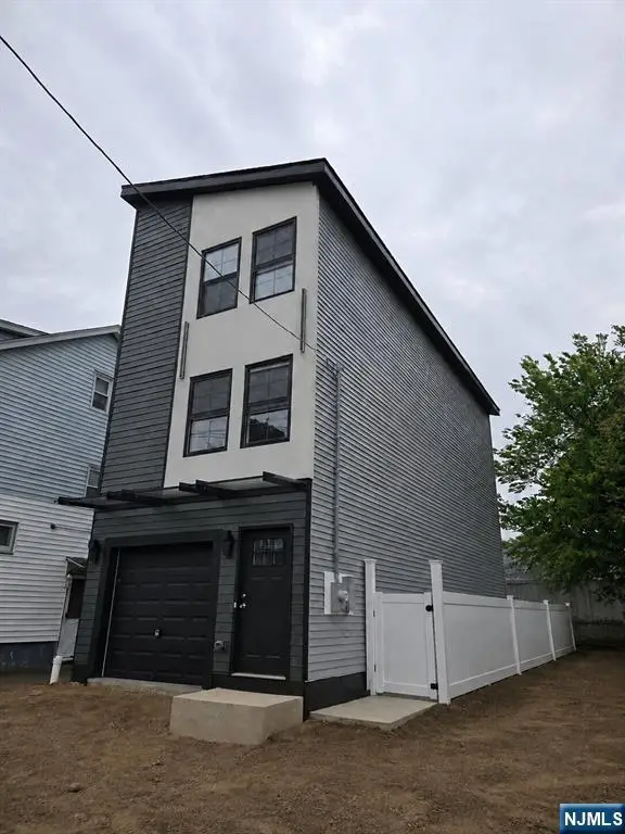 15 Chestnut Avenue, Irvington, NJ 07111 - #3