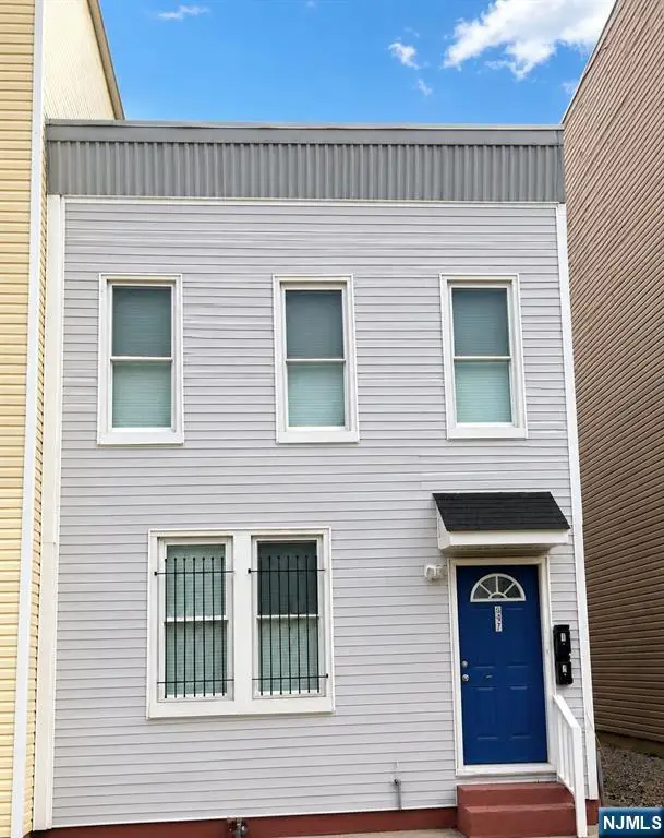 647 Grove Street, Irvington, NJ 07111 - #1