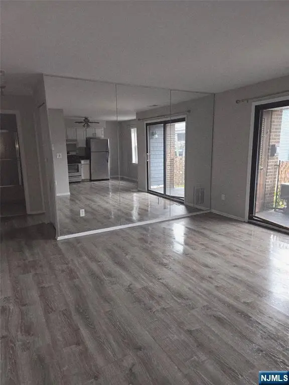 700 Schuyler Avenue D-13, Kearny, NJ 07032 - #3