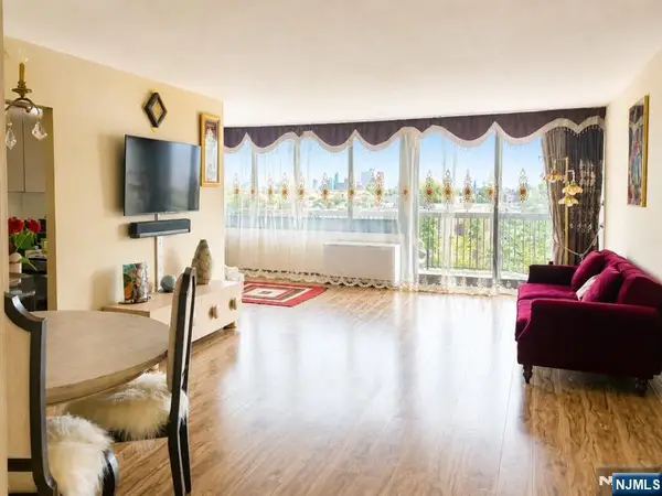 770 Anderson Avenue 6R, Cliffside Park, NJ 07010