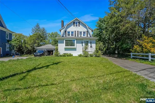 776 Maple Avenue, Glen Rock, NJ 07452