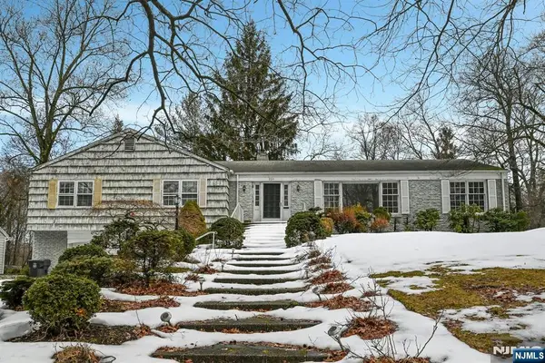 229 Allison Court, Englewood, NJ 07631