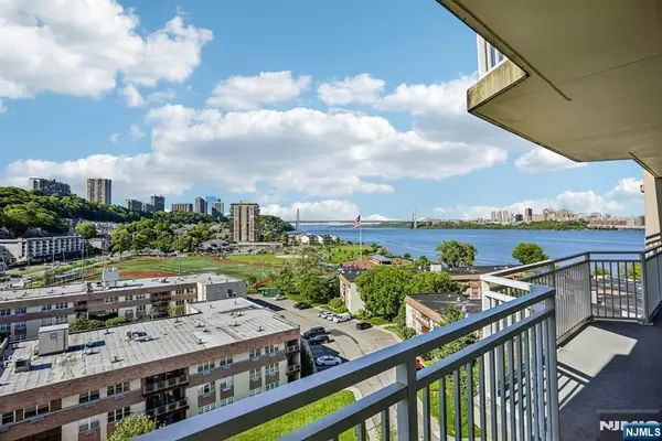 1077 River Road 1013, Edgewater, NJ 07020