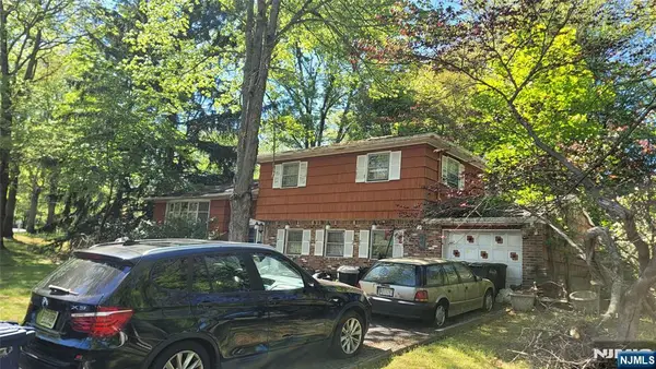 283 Cambridge Road, Hillsdale, NJ 07642