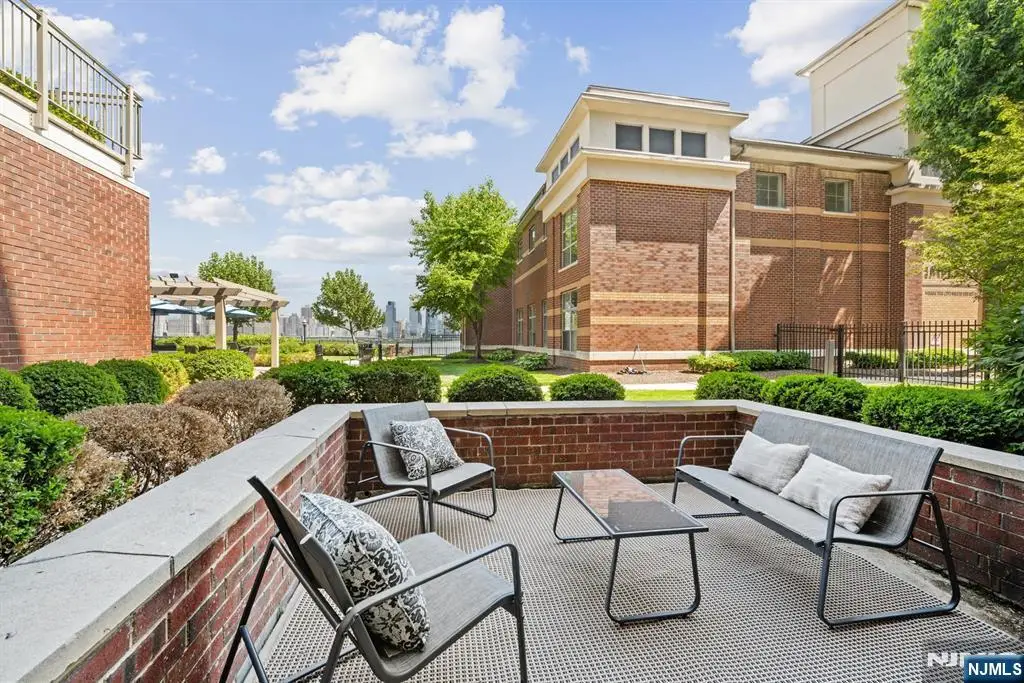 24 Ave At Port Imperial B37, West New York, NJ 07093 - #1