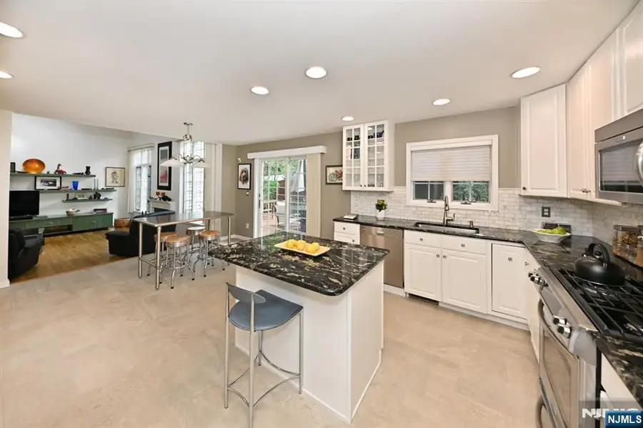 6 Schill Place, Hillsdale, NJ 07642 - #3