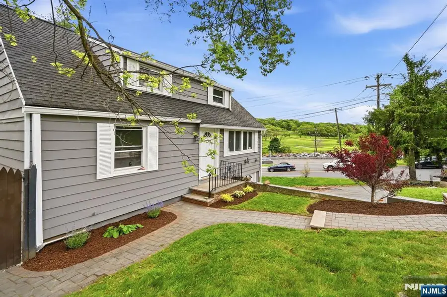 1 Lorelei Road, West Orange, NJ 07052 - #2
