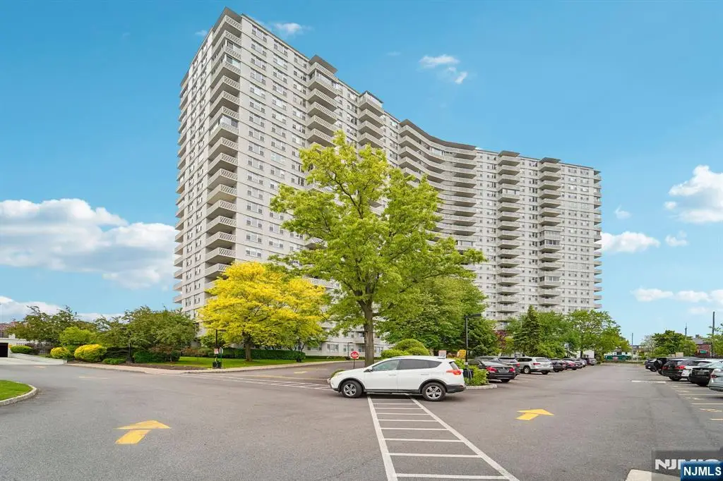 2000 Linwood Avenue 4P, Fort Lee, NJ 07024 - #1
