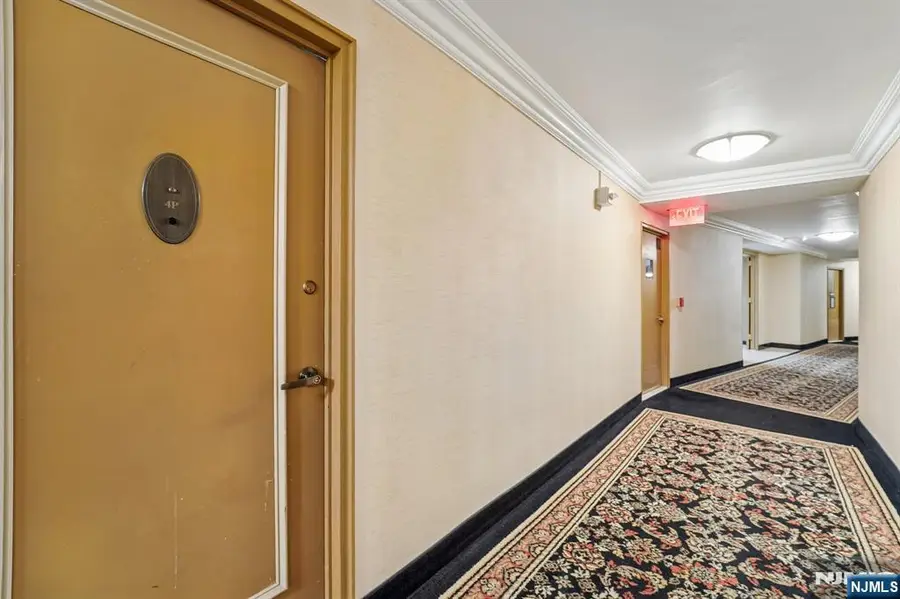 2000 Linwood Avenue 4P, Fort Lee, NJ 07024 - #3