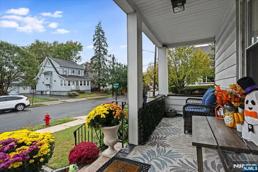 25 Woodland Avenue, Nutley, NJ 07110 - #3