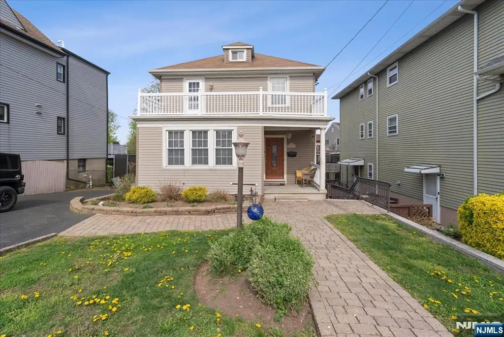1119 Stonewall Lane, Secaucus, NJ 07094 - #1