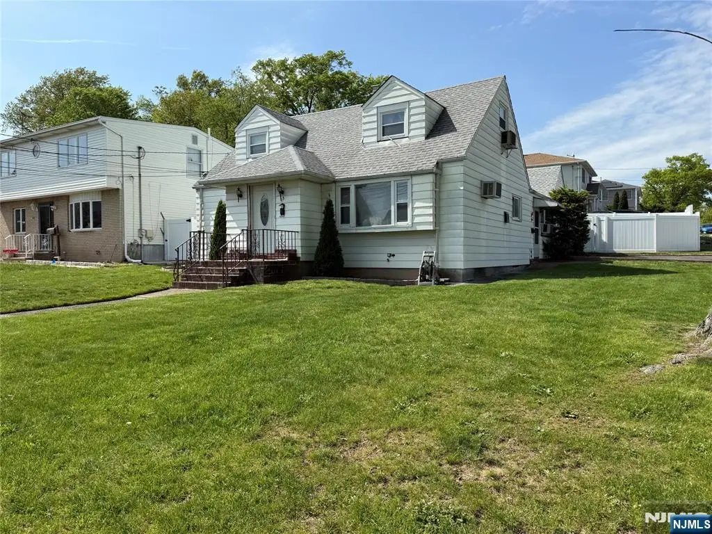 65 Hamilton Avenue, Elmwood Park, NJ 07407 - #1