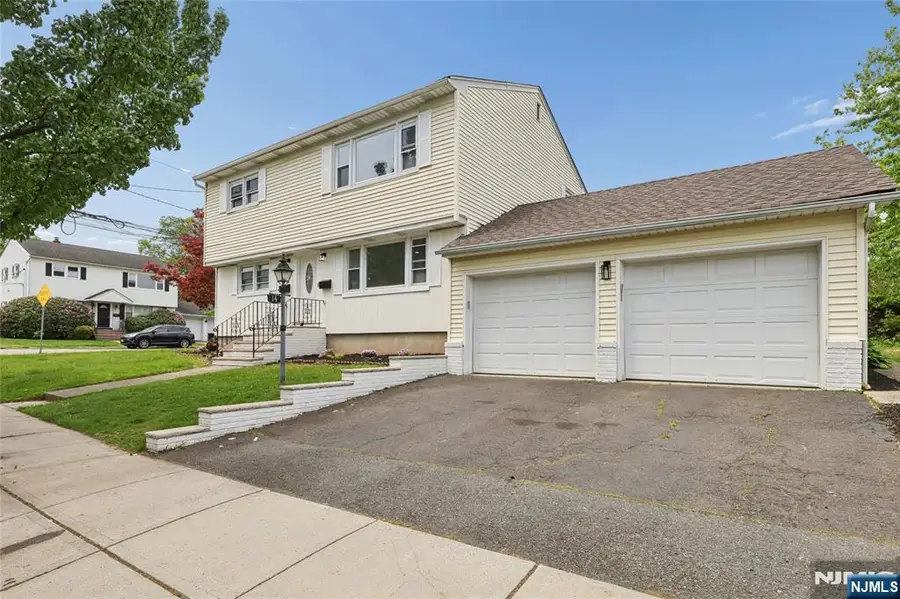 14 John Court, Clifton, NJ 07013 - #2
