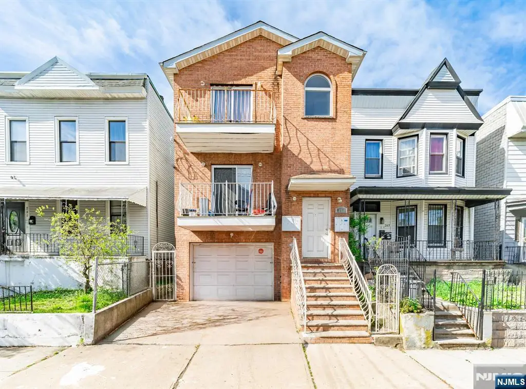 263 Forrest Street, Jersey City, NJ 07304 - #1