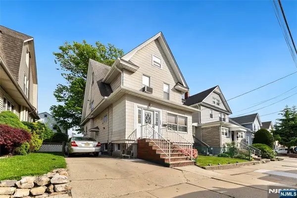 186 Oakwood Avenue, Cliffside Park, NJ 07010