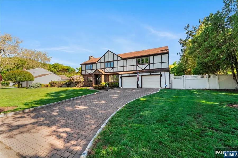 6 Jay Street, Old Tappan, NJ 07675 - #2