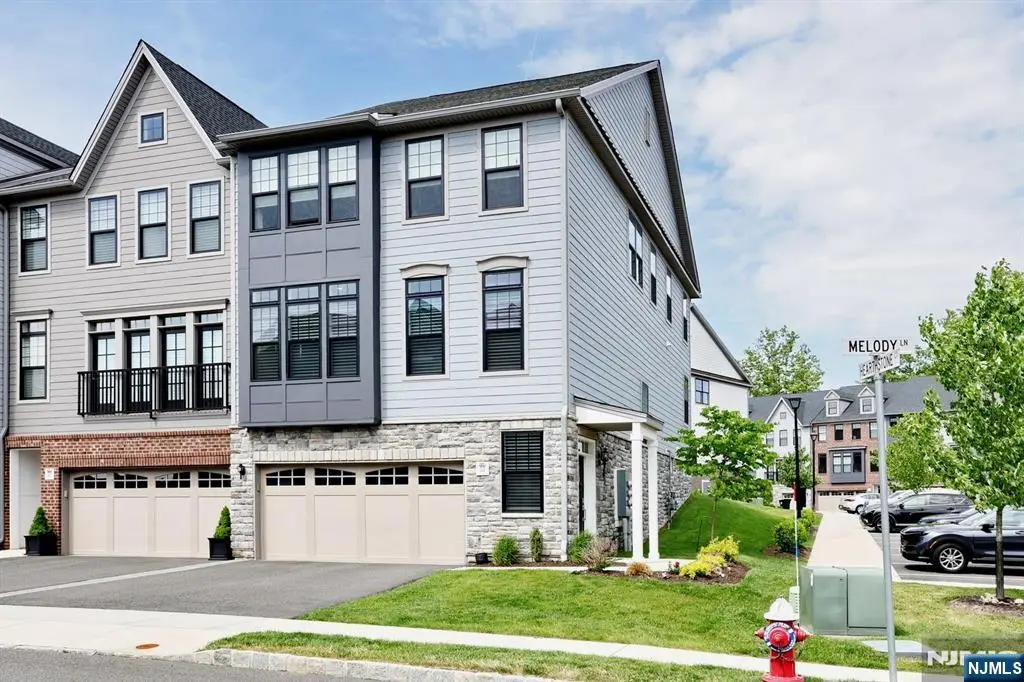 32 Melody Lane 37, Upper Saddle River, NJ 07458 - #1