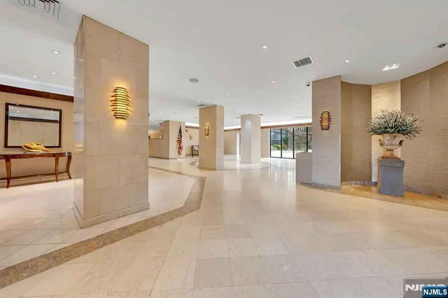 300 Winston Drive C0214, Cliffside Park, NJ 07010 - #3