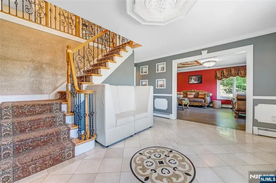207 Eileen Drive, Cedar Grove, NJ 07009 - #3