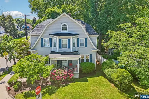 5 Park Avenue, Westwood, NJ 07675