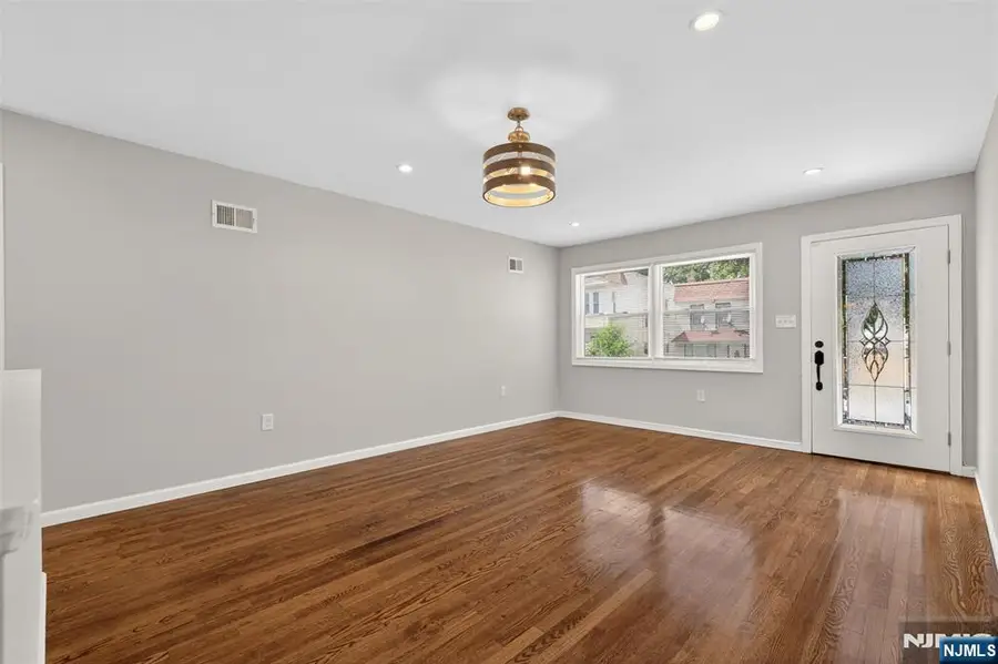 103 Berkshire Place, Irvington, NJ 07111 - #3