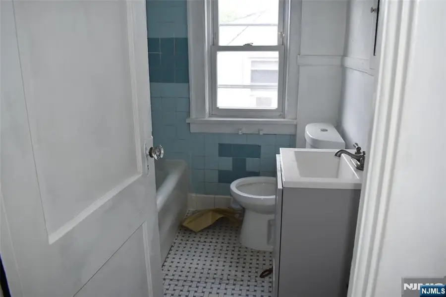 852 Paulison Avenue, Clifton, NJ 07011 - #3