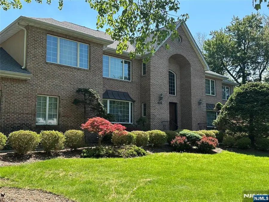 604 Grandview Terrace, Franklin Lakes, NJ 07417 - #2