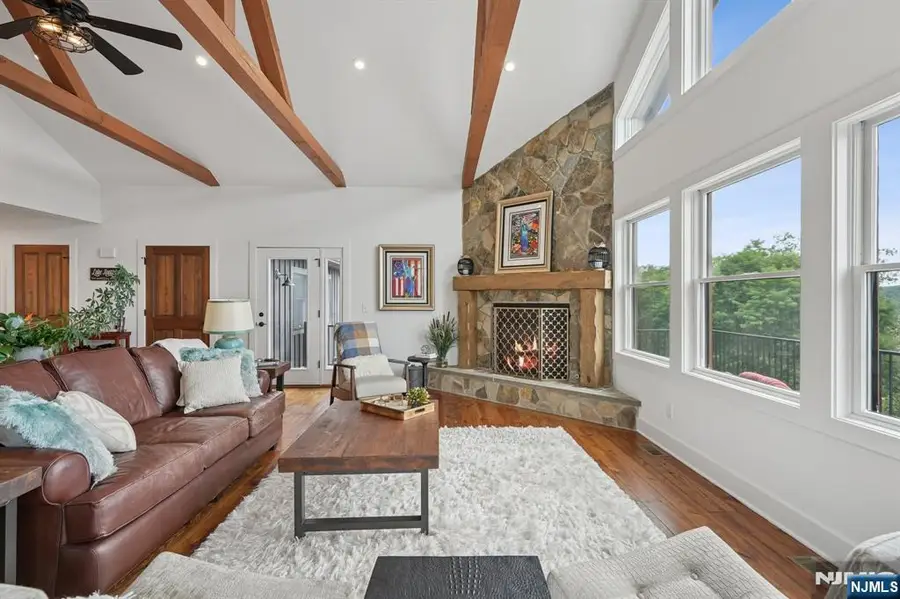 8 Sutton Road, Hopatcong, NJ 07843 - #3