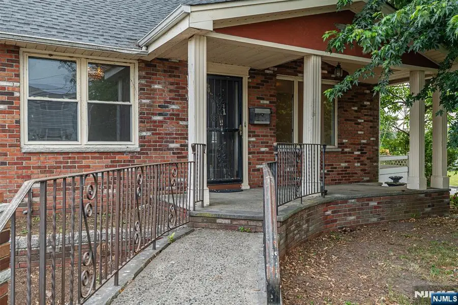 167 Bergen Avenue, North Arlington, NJ 07031 - #2