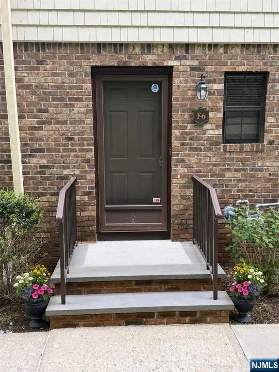 101 Oak Street F6, Oakland, NJ 07436 - #2