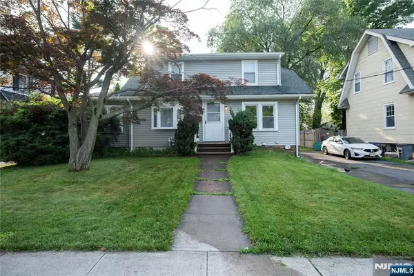 35 3rd Avenue, Little Falls, NJ 07424