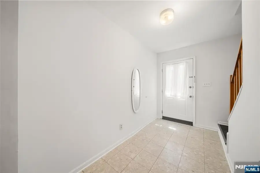 161 Roosevelt Place, Palisades Park, NJ 07650 - #2