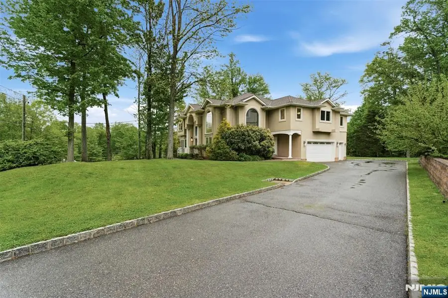 767 Orangeburgh Road, River Vale, NJ 07675 - #3
