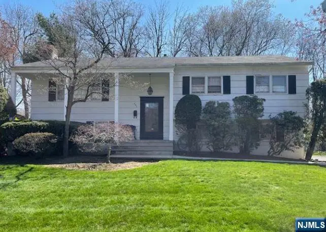 482 Tulane Court, Paramus, NJ 07652 - #1