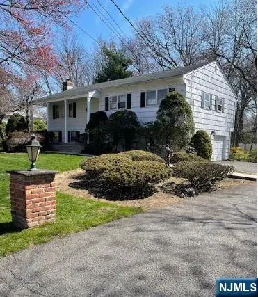 482 Tulane Court, Paramus, NJ 07652 - #3