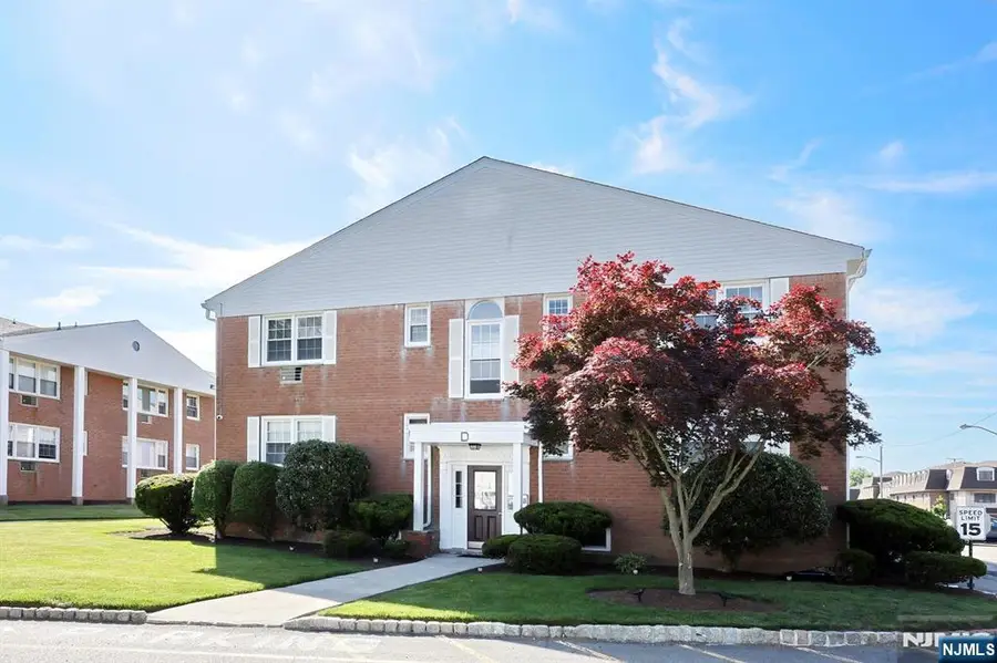 565 Grove Street D-16, Clifton, NJ 07013 - #2