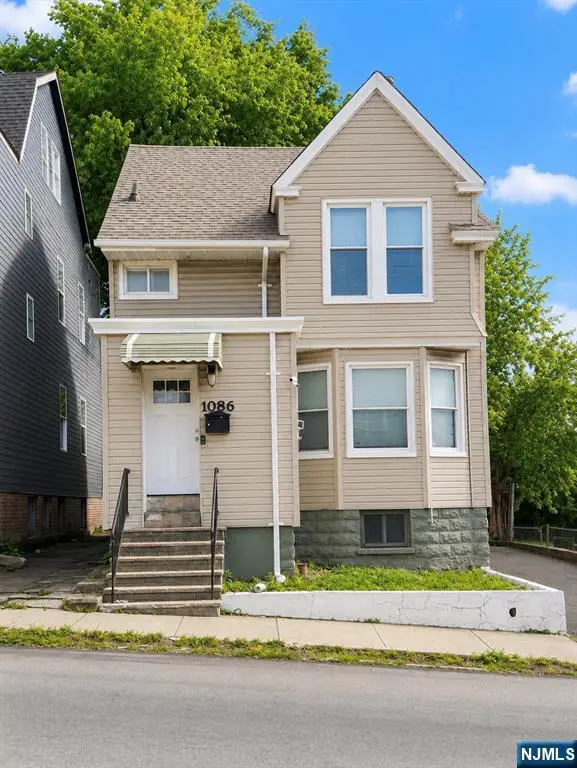 1086 18th Avenue, Newark, NJ 07106 - #2