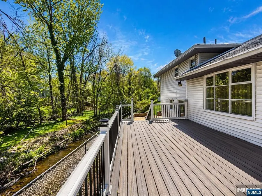 60 Sergent Court, Bergenfield, NJ 07621 - #3